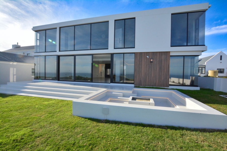 6 Bedroom Property for Sale in Yzerfontein Western Cape